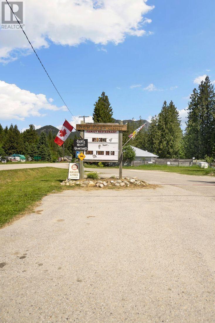 16070 3a Highway, Crawford Bay, British Columbia  V0B 1E0 - Photo 20 - 10337093