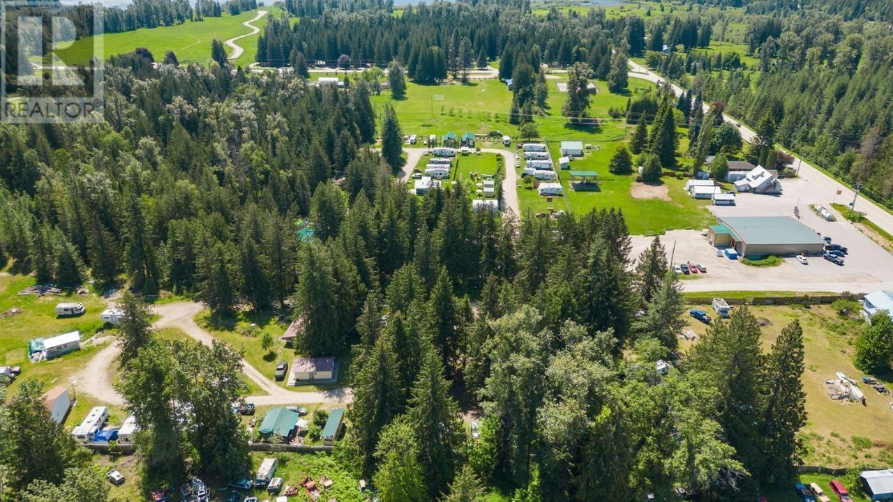 16070 3a Highway, Crawford Bay, British Columbia  V0B 1E0 - Photo 26 - 10337093