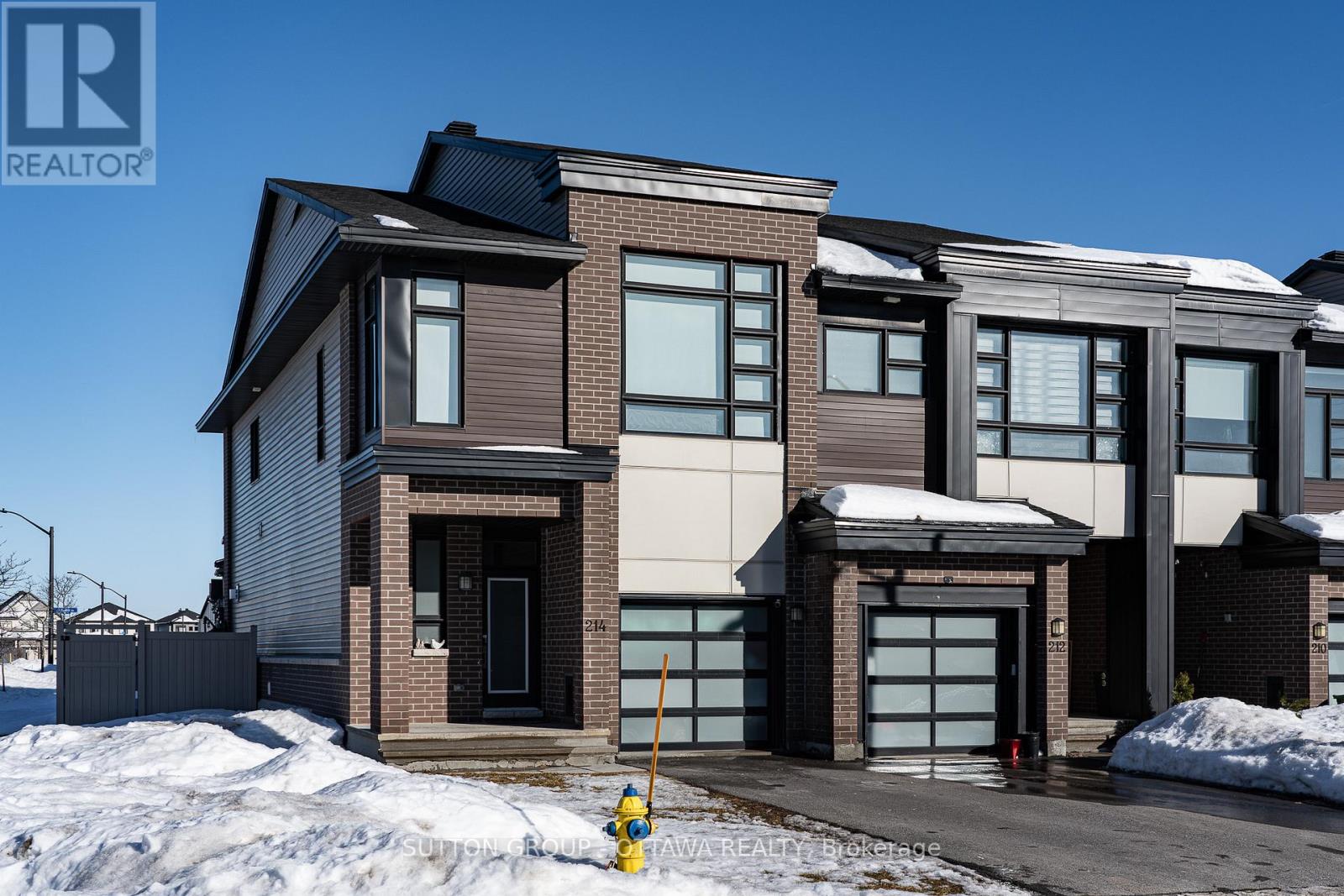 Property at 214 BIG DIPPER STREET image 2