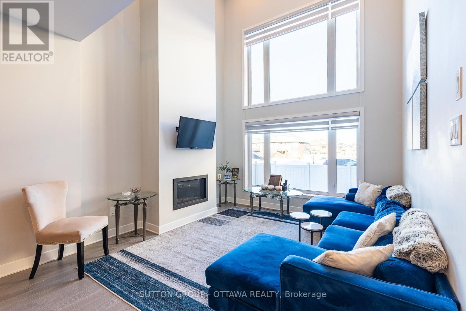 Property at 214 BIG DIPPER STREET image 4