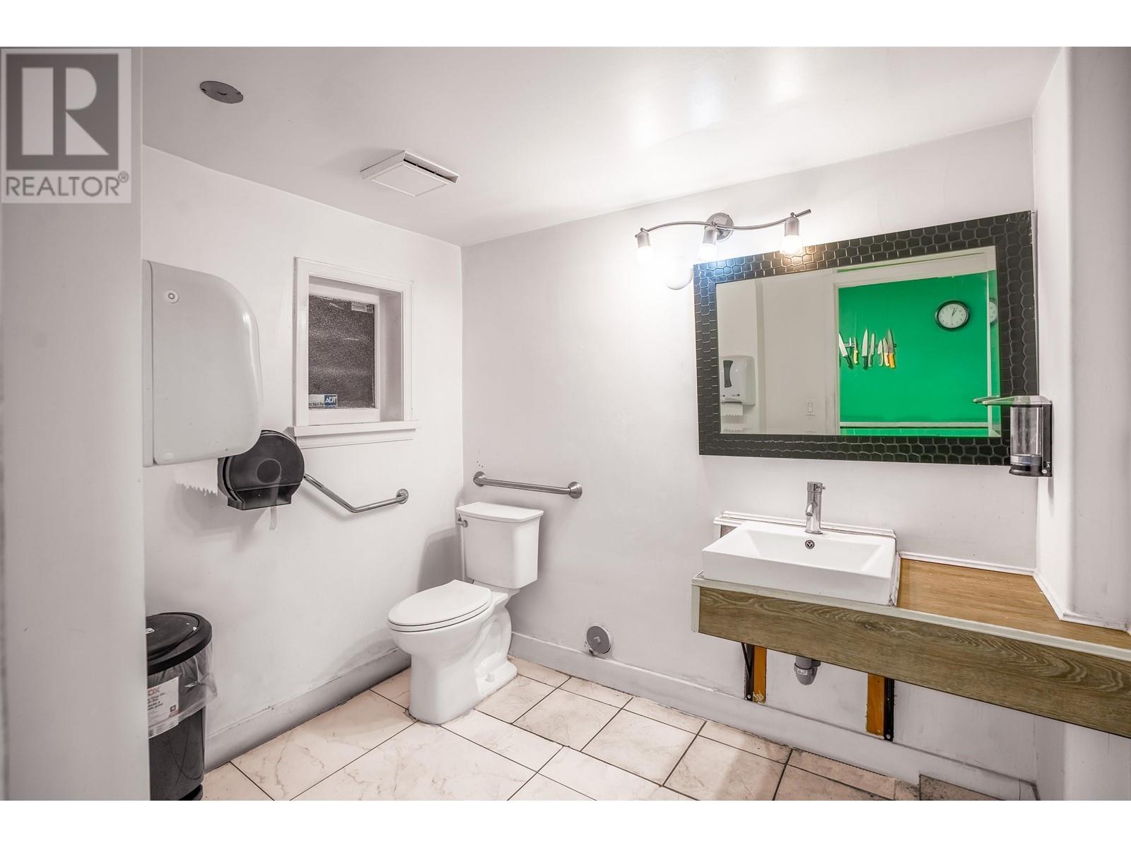 11569 Confidential, North Vancouver, British Columbia  V5V 3P7 - Photo 8 - C8067095