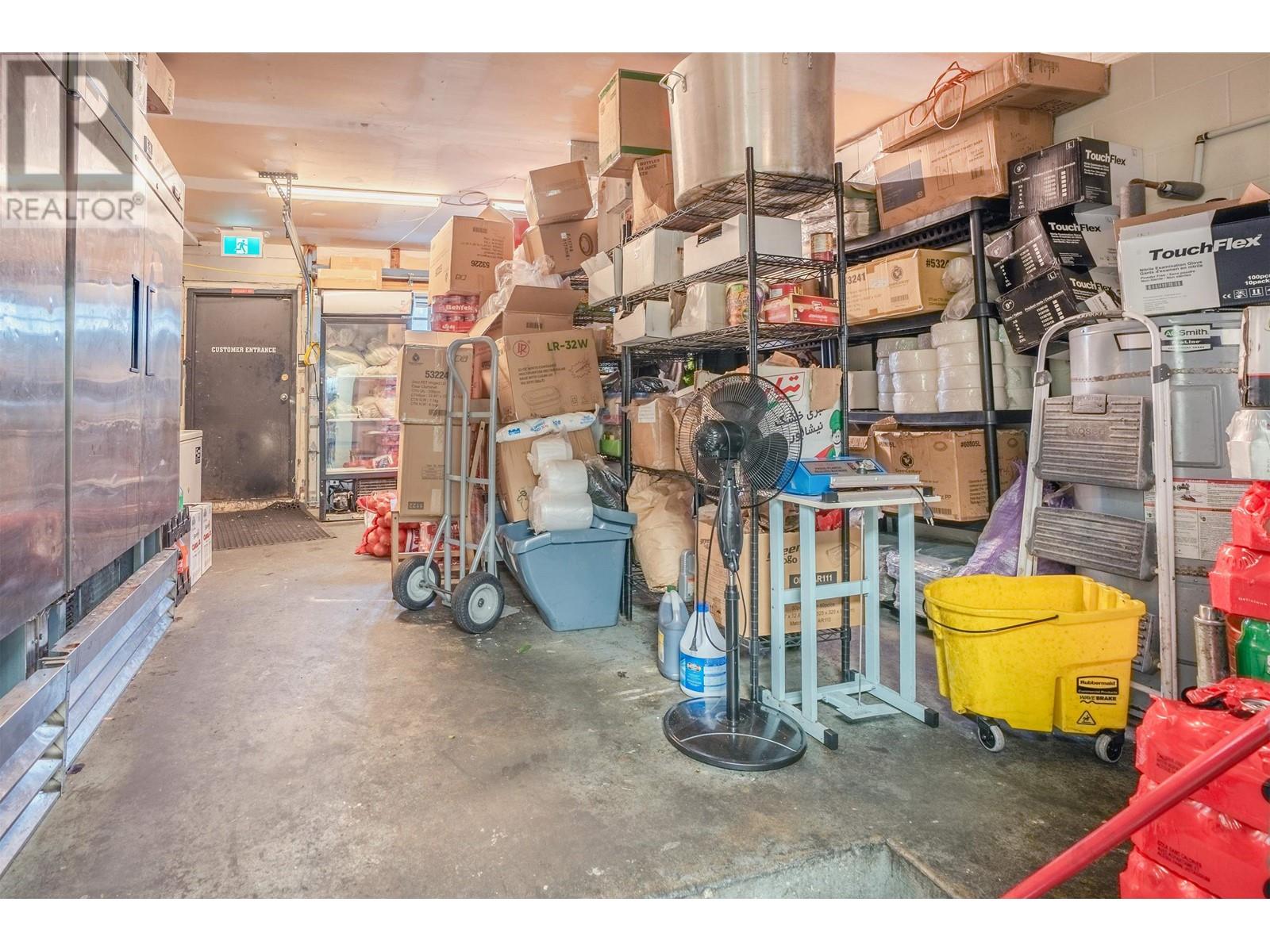 11569 Confidential, North Vancouver, British Columbia  V5V 3P7 - Photo 9 - C8067095