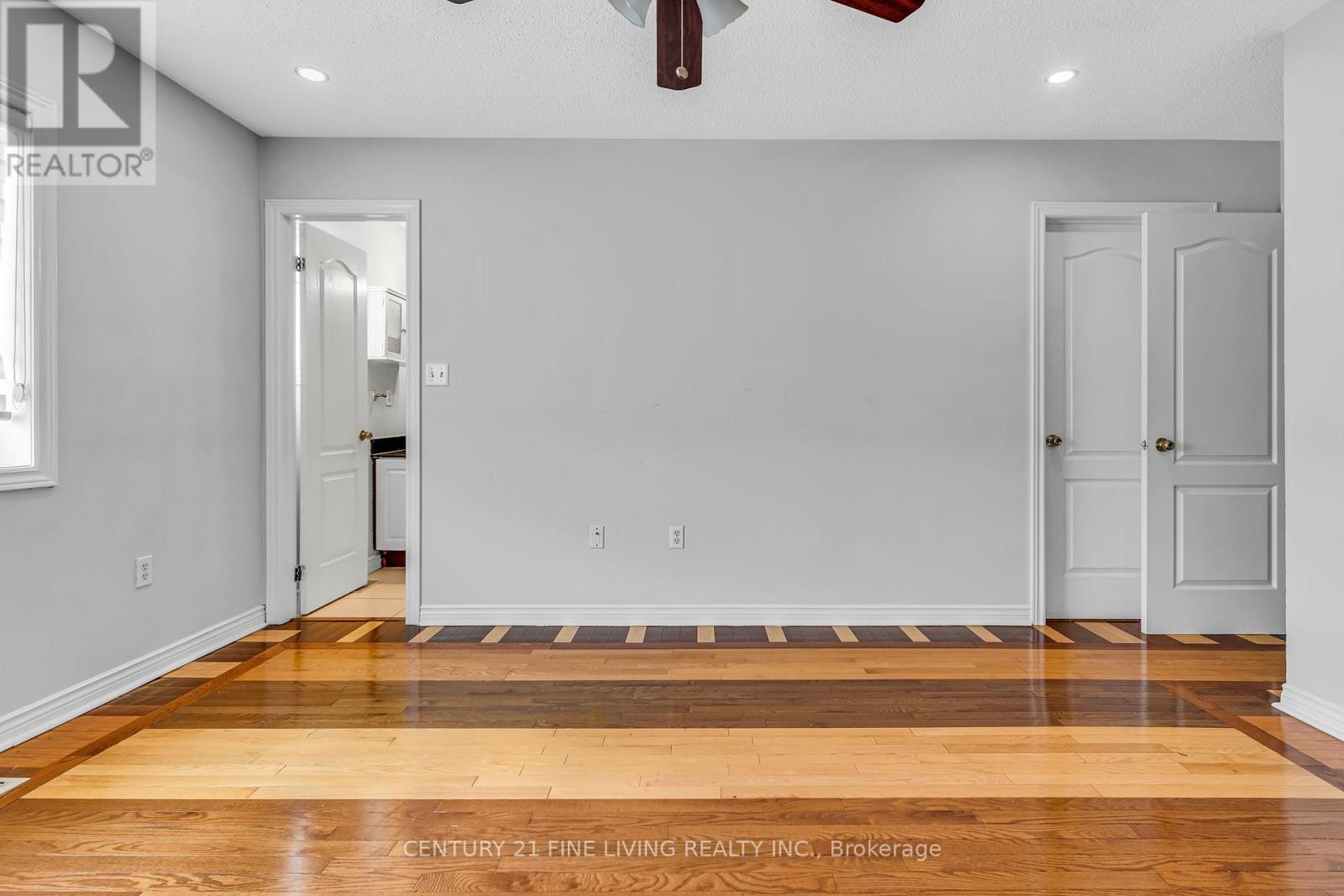 53 Pressed Brick Drive, Brampton, Ontario  L6V 4K3 - Photo 21 - W11994297
