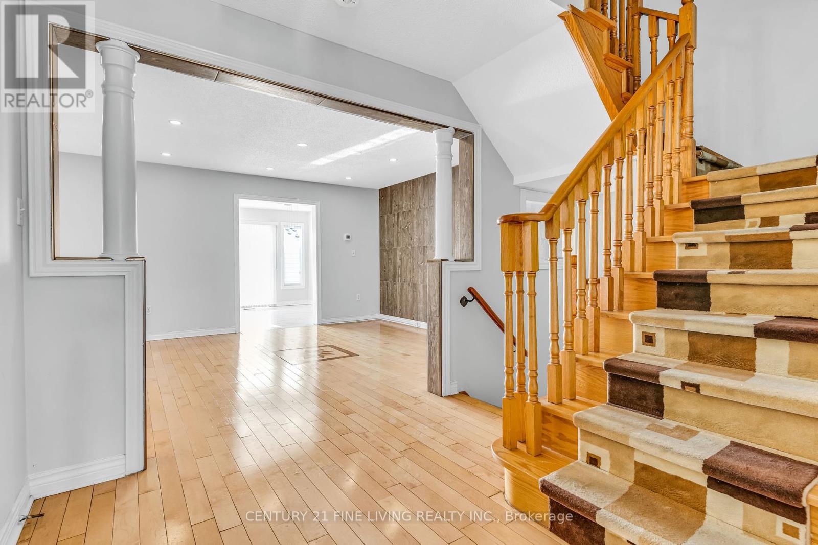 Property at 53 PRESSED BRICK DRIVE image 3