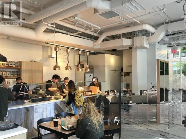605 NELSON STREET, Vancouver, British Columbia