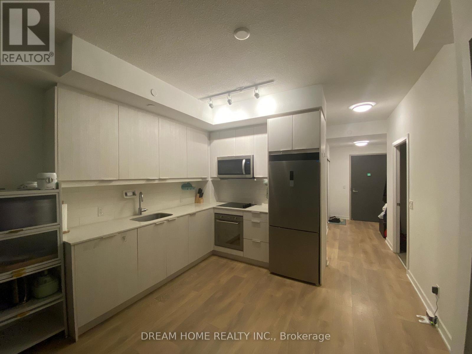Property at 609 - 32 FOREST MANOR ROAD image 2