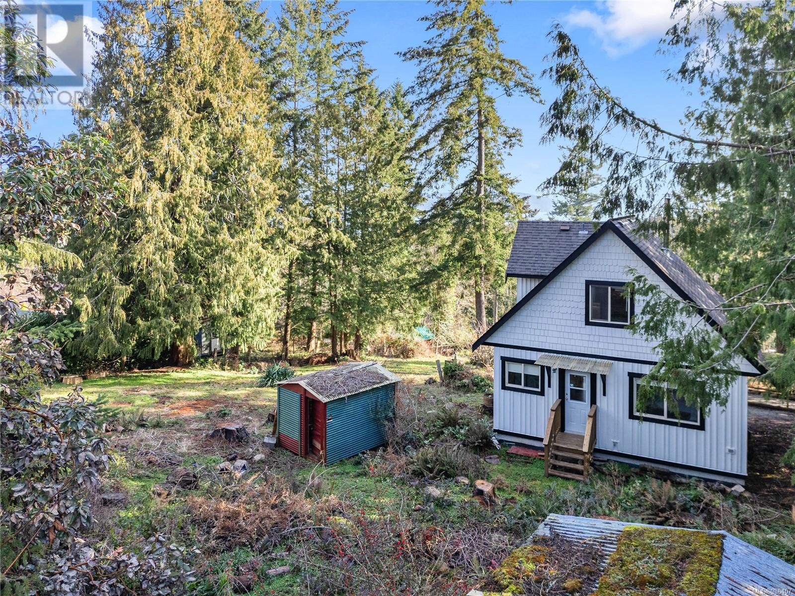 Property at 150 Main St image 3