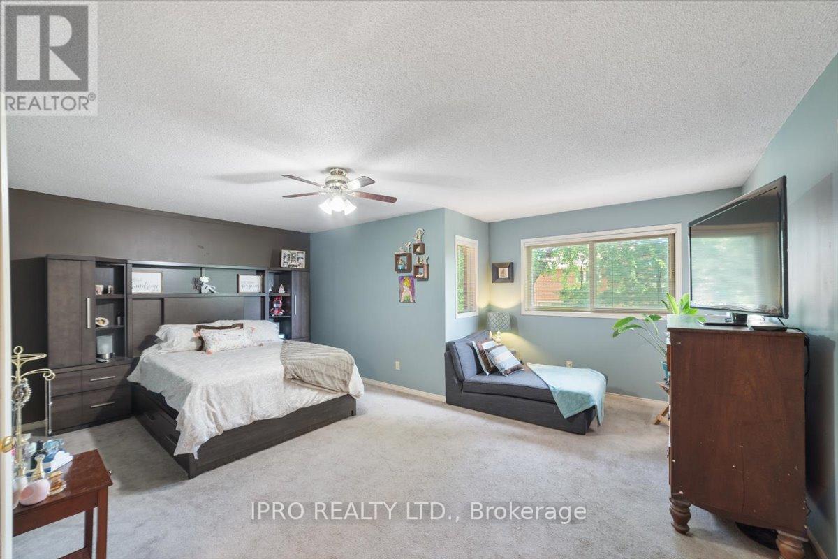 77 Lord Simcoe Drive, Brampton, Ontario  L6S 5H1 - Photo 16 - W11994523