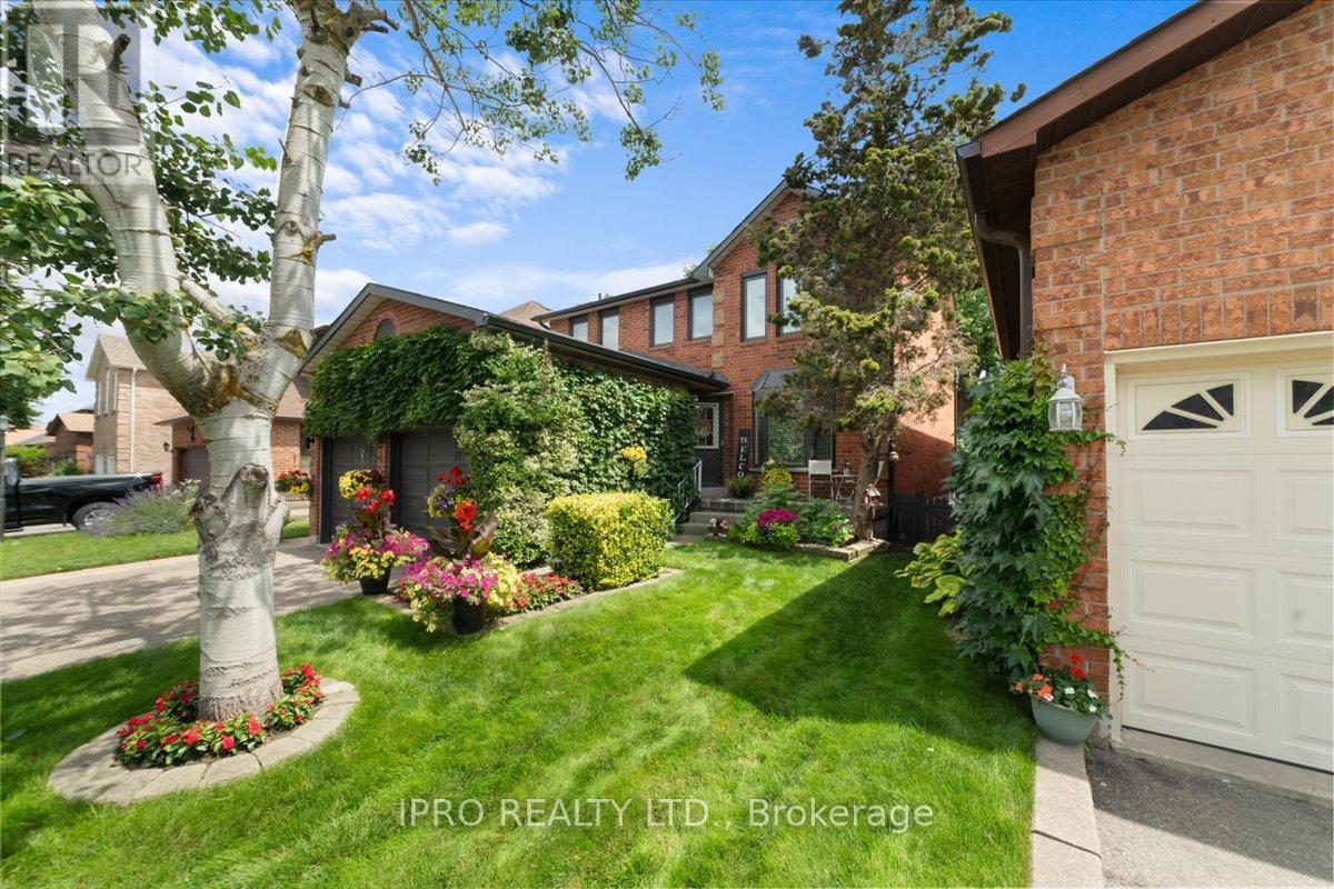 Property at 77 LORD SIMCOE DRIVE image 4