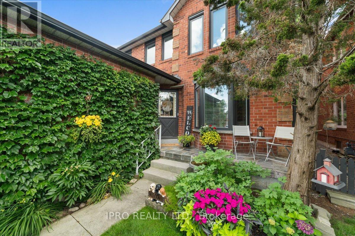 Property at 77 LORD SIMCOE DRIVE image 5