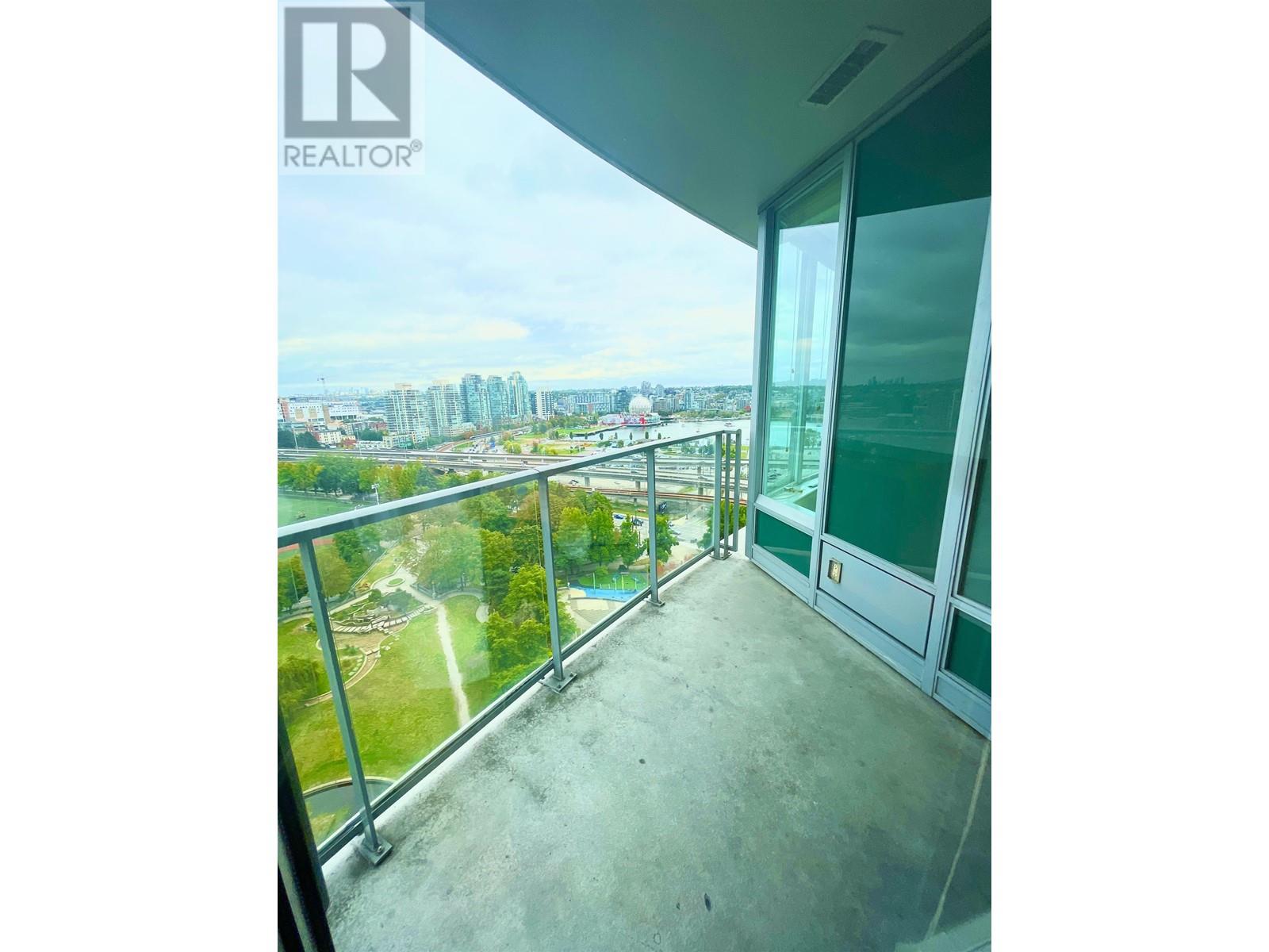 2208 58 Keefer Place, Vancouver, British Columbia  V6B 0B8 - Photo 5 - R2945425