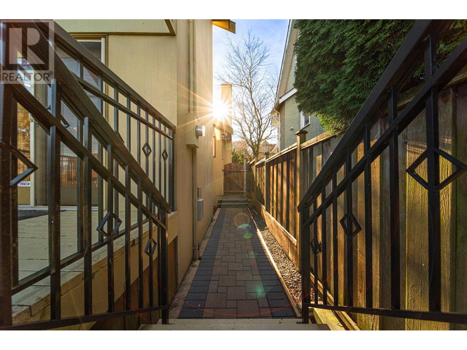3169 W 23rd Avenue, Vancouver, British Columbia  V6L 1P7 - Photo 32 - R2960588