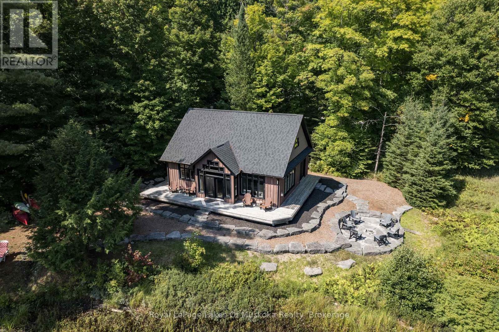 195 Charlies Lane, Huntsville, Ontario  P0B 1M0 - Photo 2 - X11994579