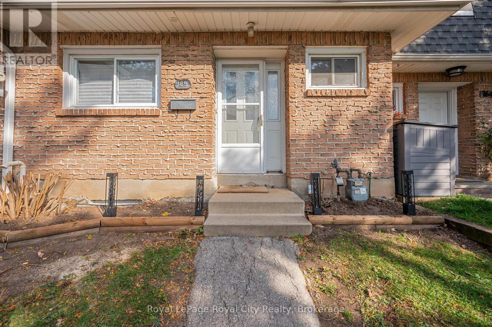 Property at 165 - 2050 UPPER MIDDLE ROAD image 4