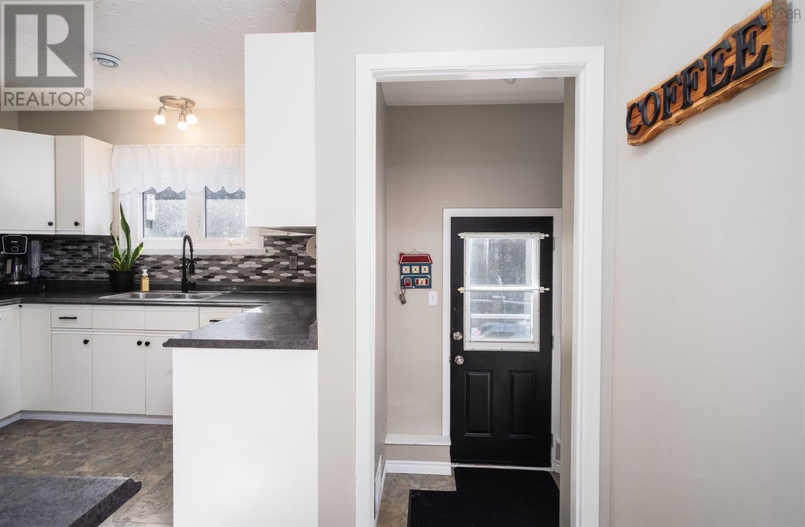 27 Summit Drive, Port Hawkesbury, Nova Scotia  B9A 3A1 - Photo 19 - 202503417