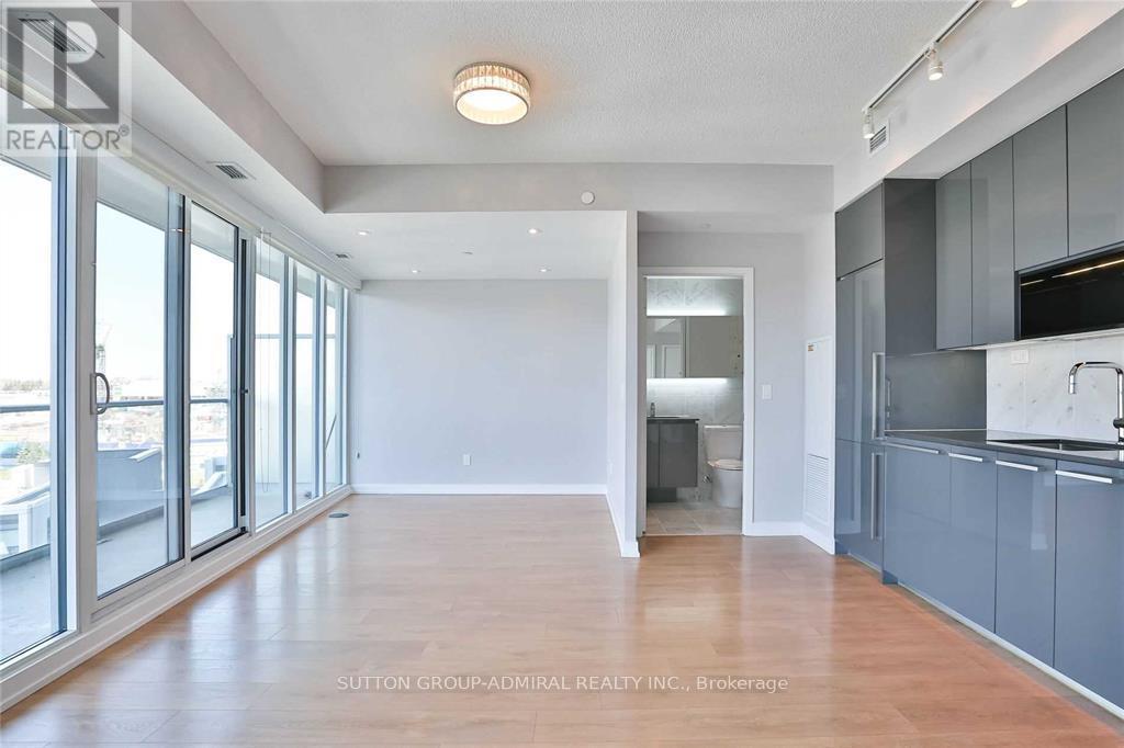 512 - 115 Mcmahon Drive, Toronto, Ontario  M2K 2X9 - Photo 6 - C11994581