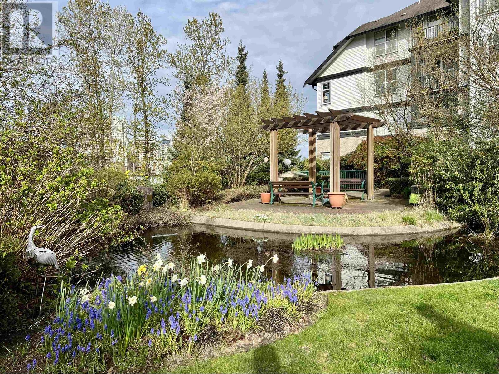 208 83 Star Crescent, New Westminster, British Columbia  V3M 6X8 - Photo 35 - R2969095