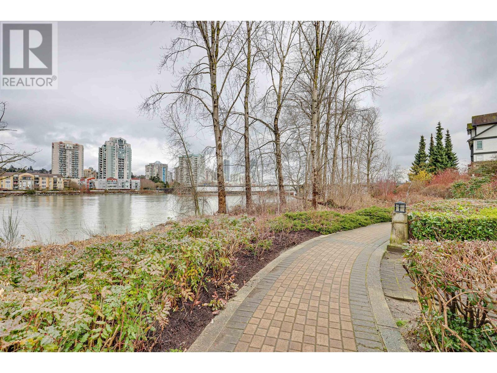 208 83 Star Crescent, New Westminster, British Columbia  V3M 6X8 - Photo 38 - R2969095