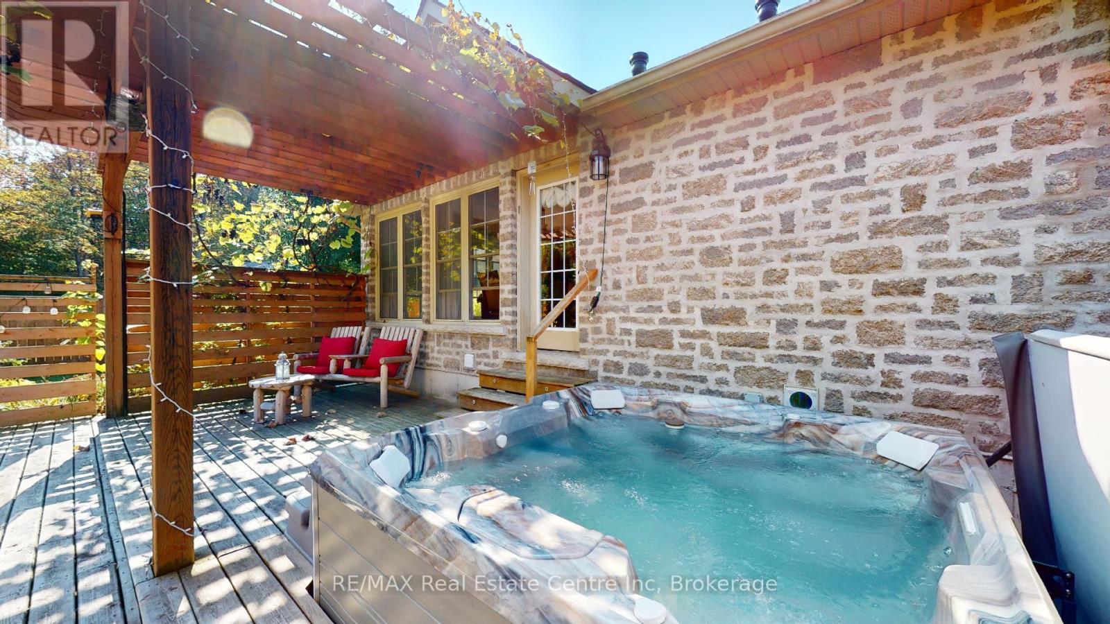 37 Dirstien Street S, Brockton, Ontario  N0G 1S0 - Photo 8 - X11994629