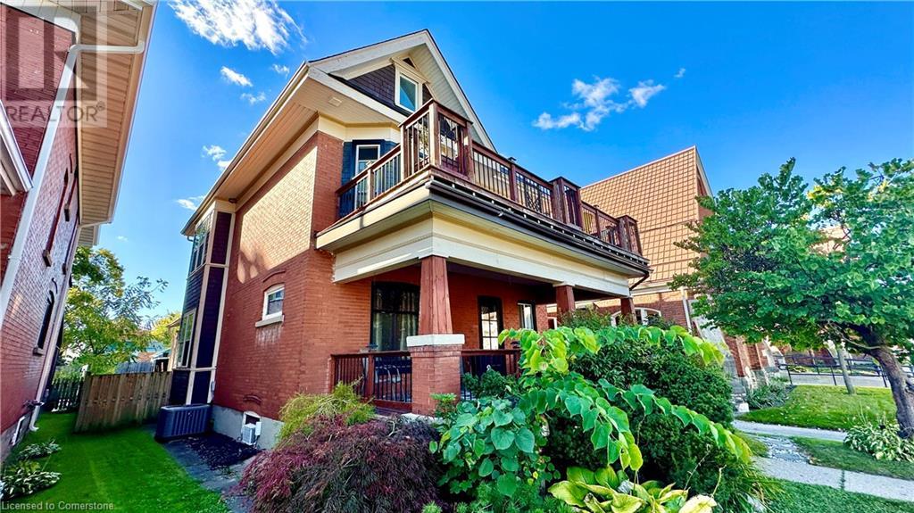 Property at 86 COLBORNE Street S image 3