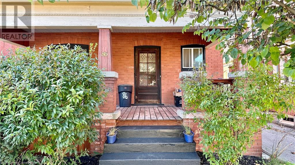 Property at 86 COLBORNE Street S image 5