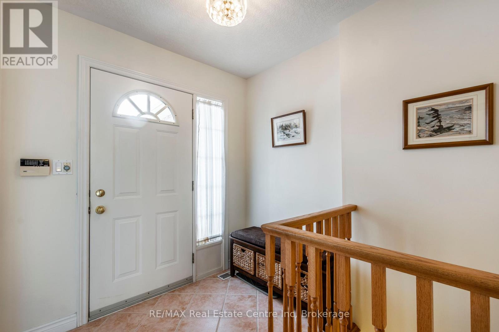 Property at 82 WHITE PINE WAY image 5