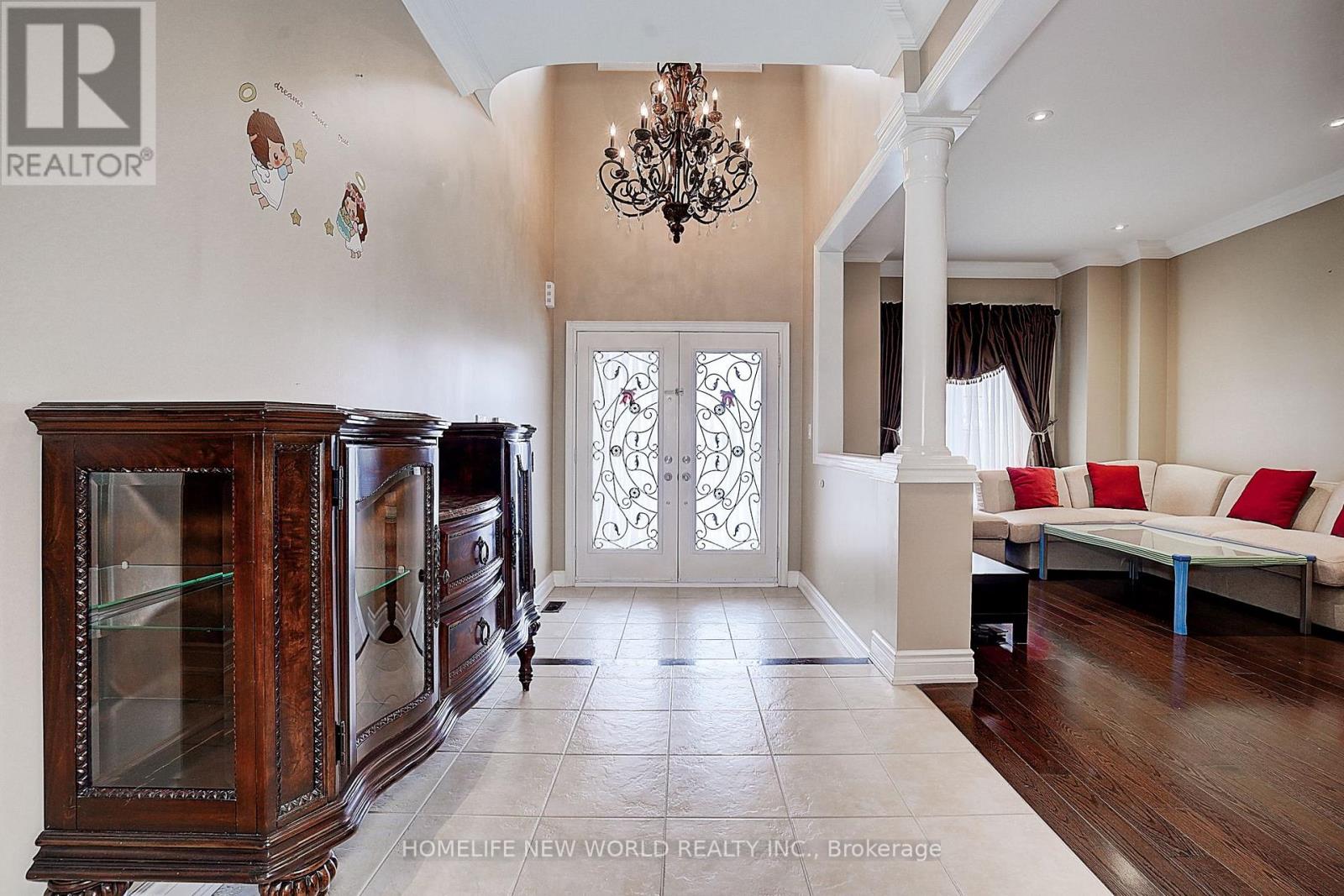 Property at 7 GAMBIT AVENUE image 2
