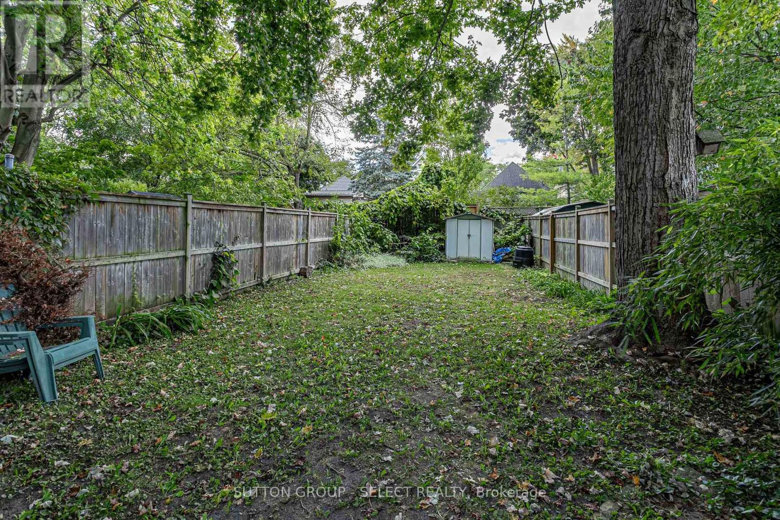 Photo 29 of 33 for 793 Lorne Avenue