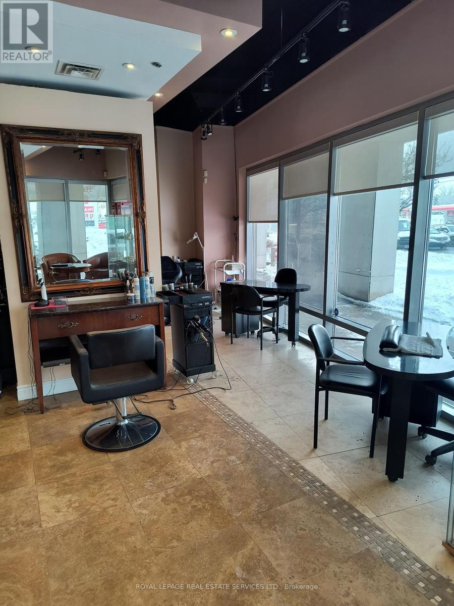 F - 12 Harrison Gardens Boulevard, Toronto (Willowdale East), Ontario  M2N 7K6 - Photo 4 - C11994699