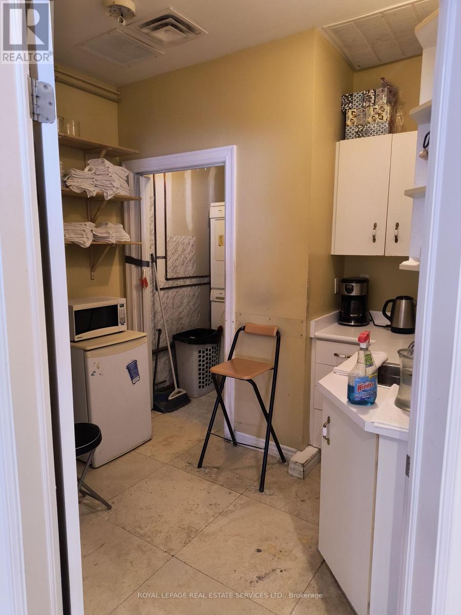 F - 12 Harrison Gardens Boulevard, Toronto (Willowdale East), Ontario  M2N 7K6 - Photo 9 - C11994699