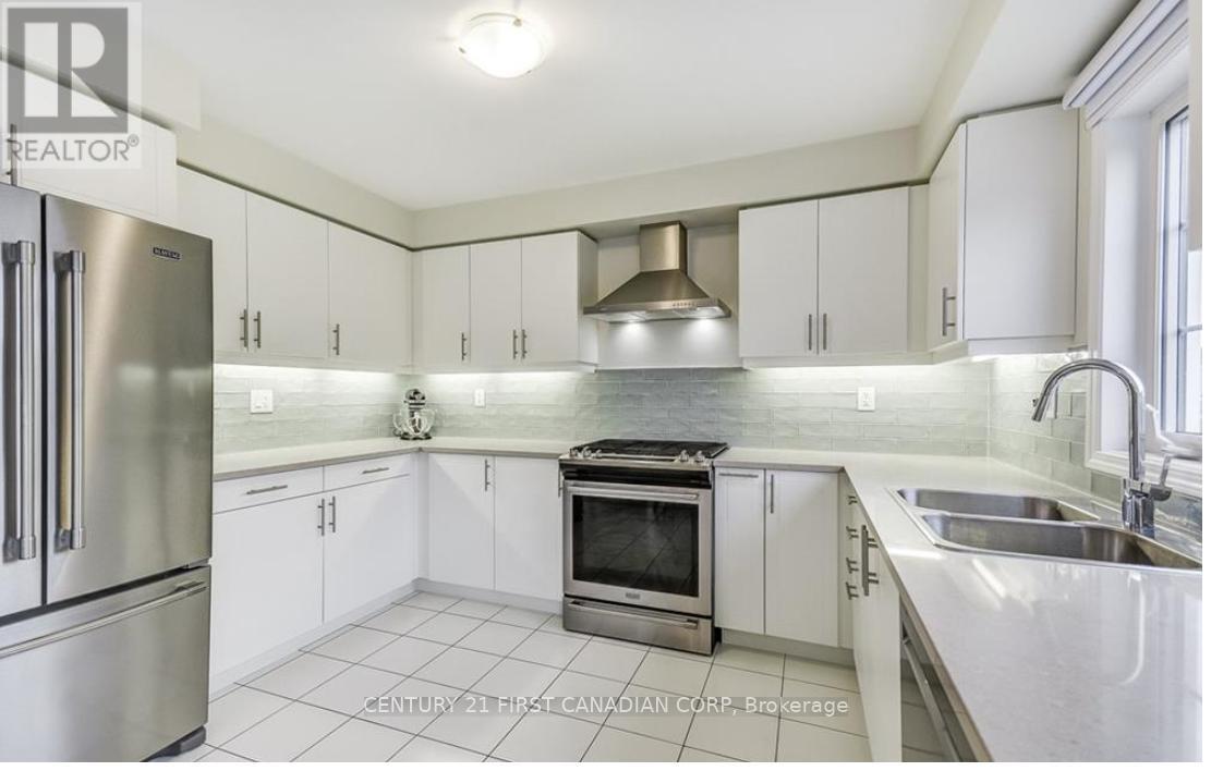 7732 Butternut Boulevard E, Niagara Falls, Ontario  L2E 6N9 - Photo 5 - X11994799