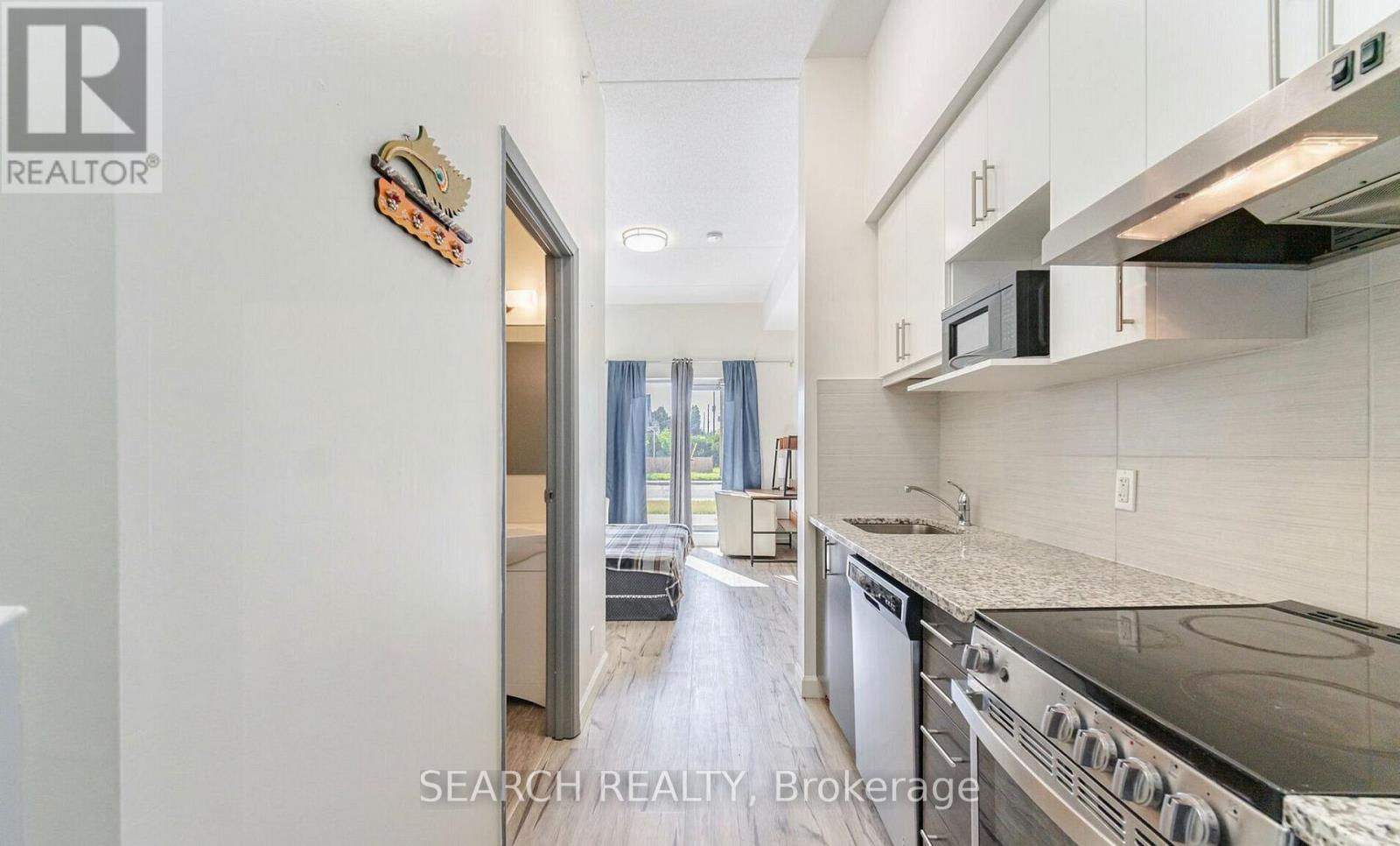 Property at 108 - 77 LELAND STREET image 5