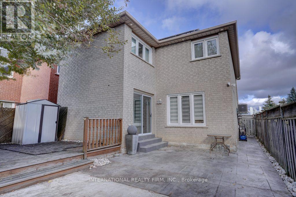 42 Matthew Drive, Vaughan, Ontario  L4L 9B4 - Photo 36 - N11990730