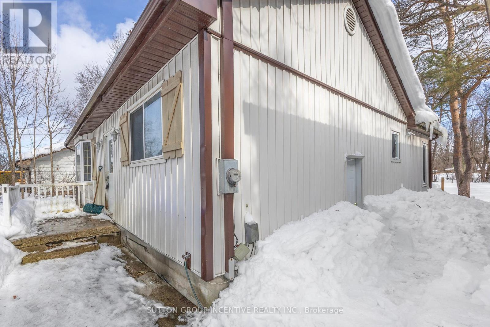 1213 Bayfield Street N, Springwater, Ontario  L9X 0N6 - Photo 9 - S11994871