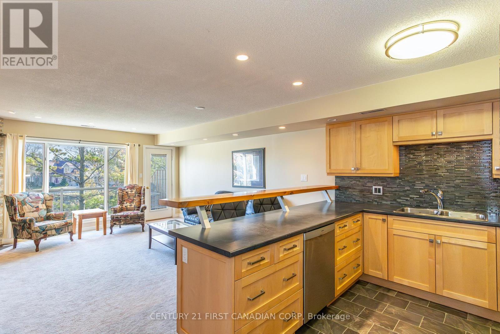 20 - 40 Ontario Street S, Lambton Shores (Grand Bend), Ontario  N0M 1T0 - Photo 13 - X11994963