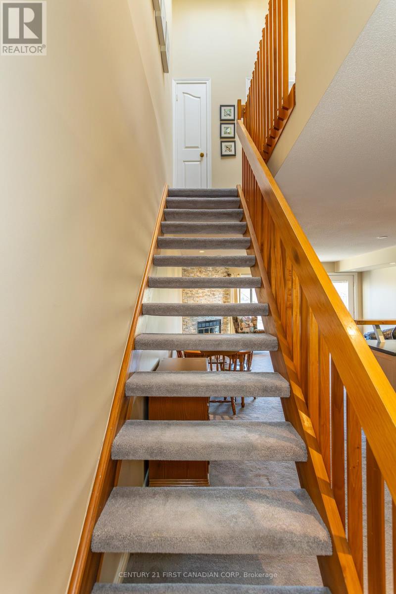 20 - 40 Ontario Street S, Lambton Shores (Grand Bend), Ontario  N0M 1T0 - Photo 25 - X11994963