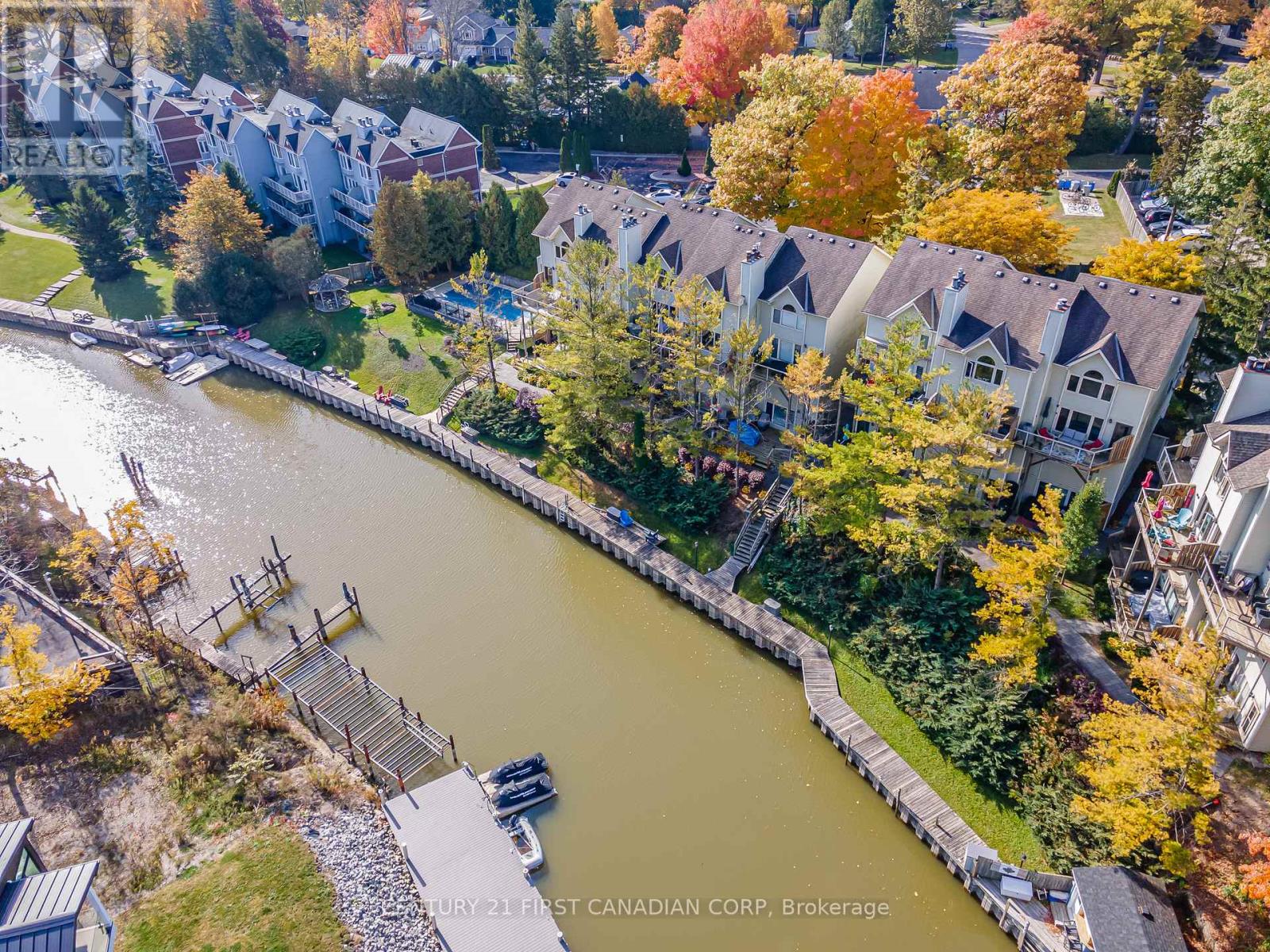 20 - 40 Ontario Street S, Lambton Shores (Grand Bend), Ontario  N0M 1T0 - Photo 3 - X11994963