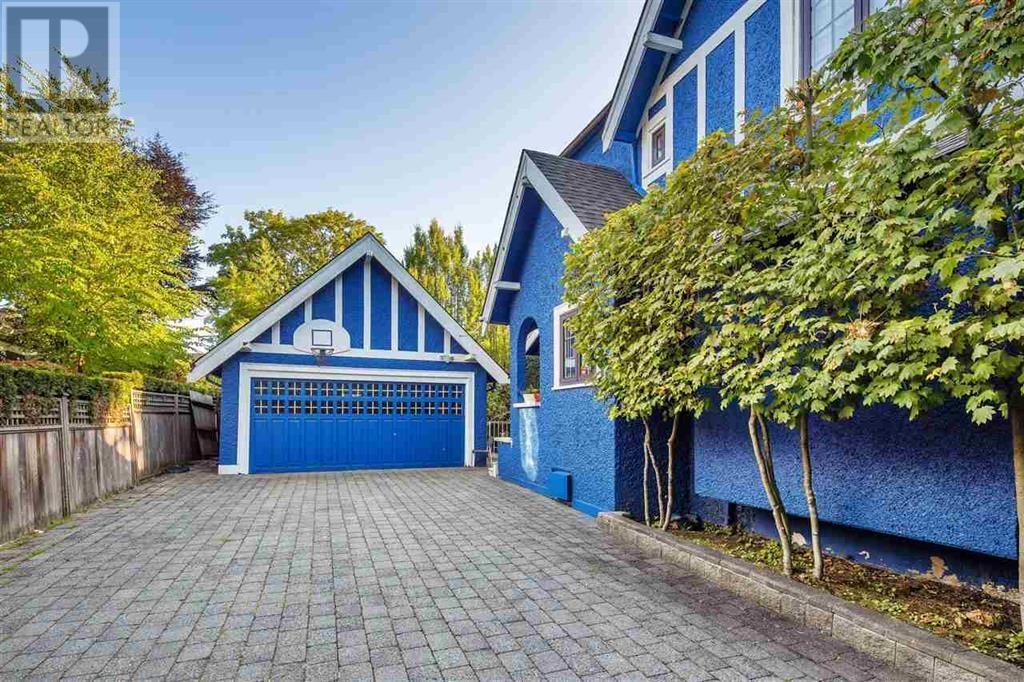 Property at 1462 DEVONSHIRE CRESCENT image 5