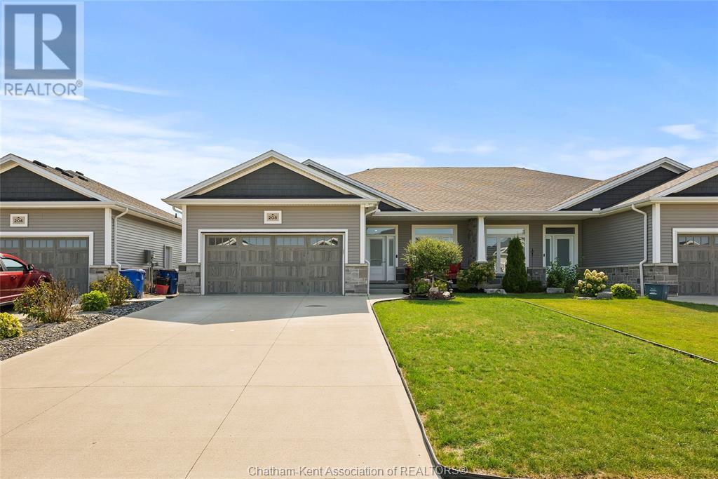 Property at 208 SUMMERSET PLACE image 2