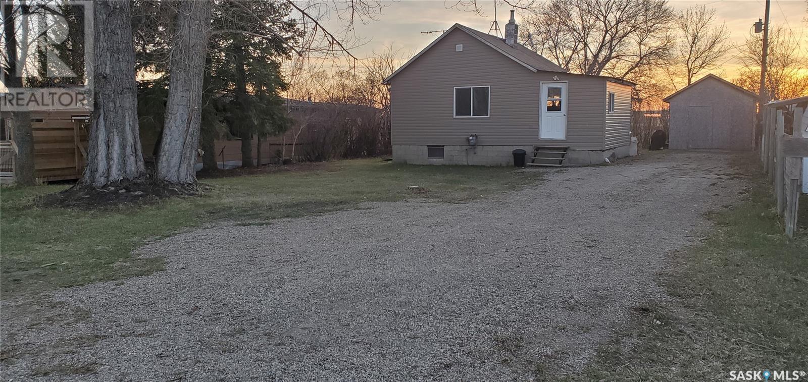 7 Park Street, Yarbo, Saskatchewan  S0A 4V0 - Photo 2 - SK996599