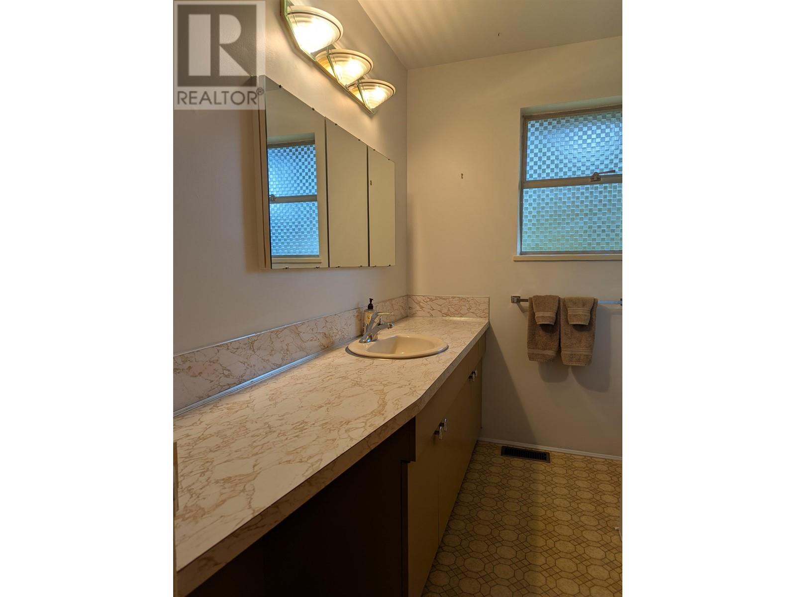 7193 Maureen Crescent, Burnaby, British Columbia  V5A 1H2 - Photo 20 - R2970111