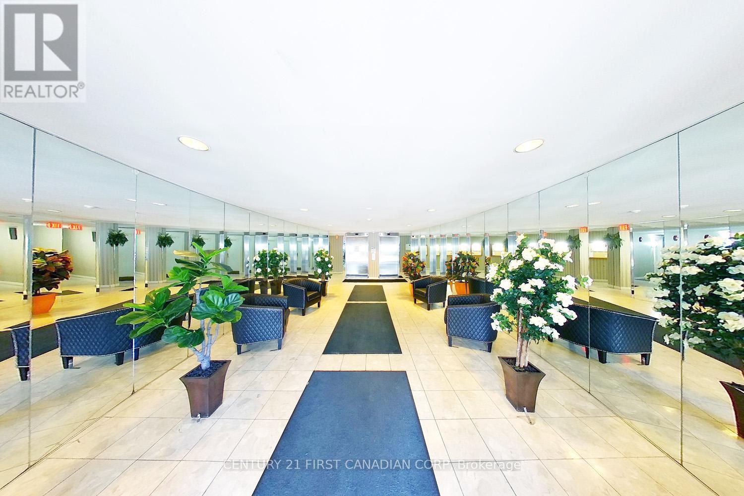 Property at 1003 - 570 PROUDFOOT LANE image 5