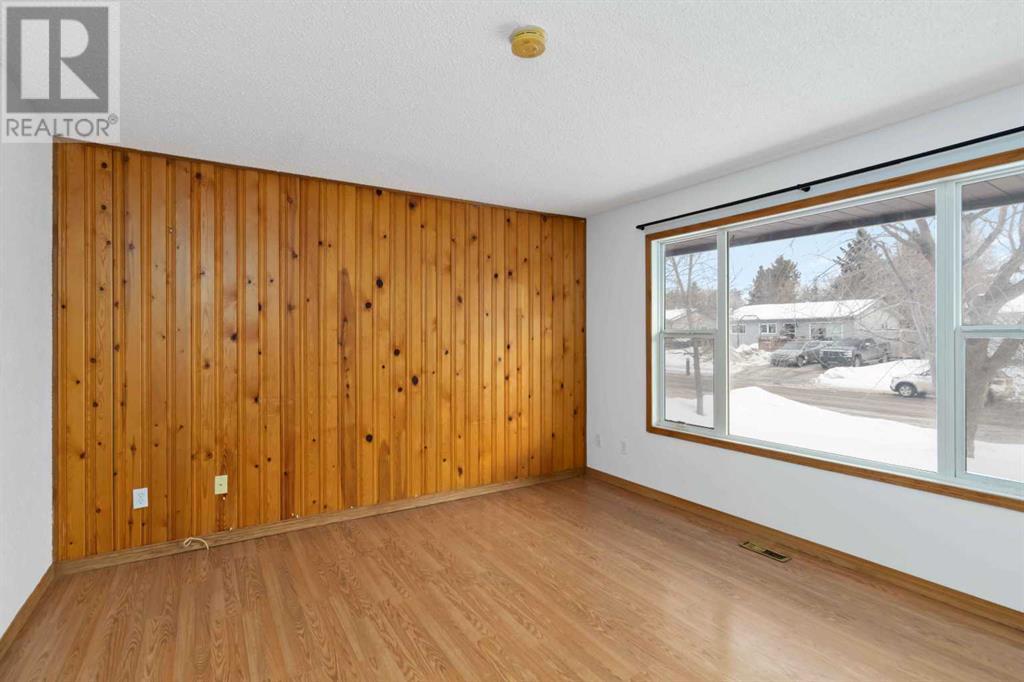 Property at 180 Wolverine Drive image 3