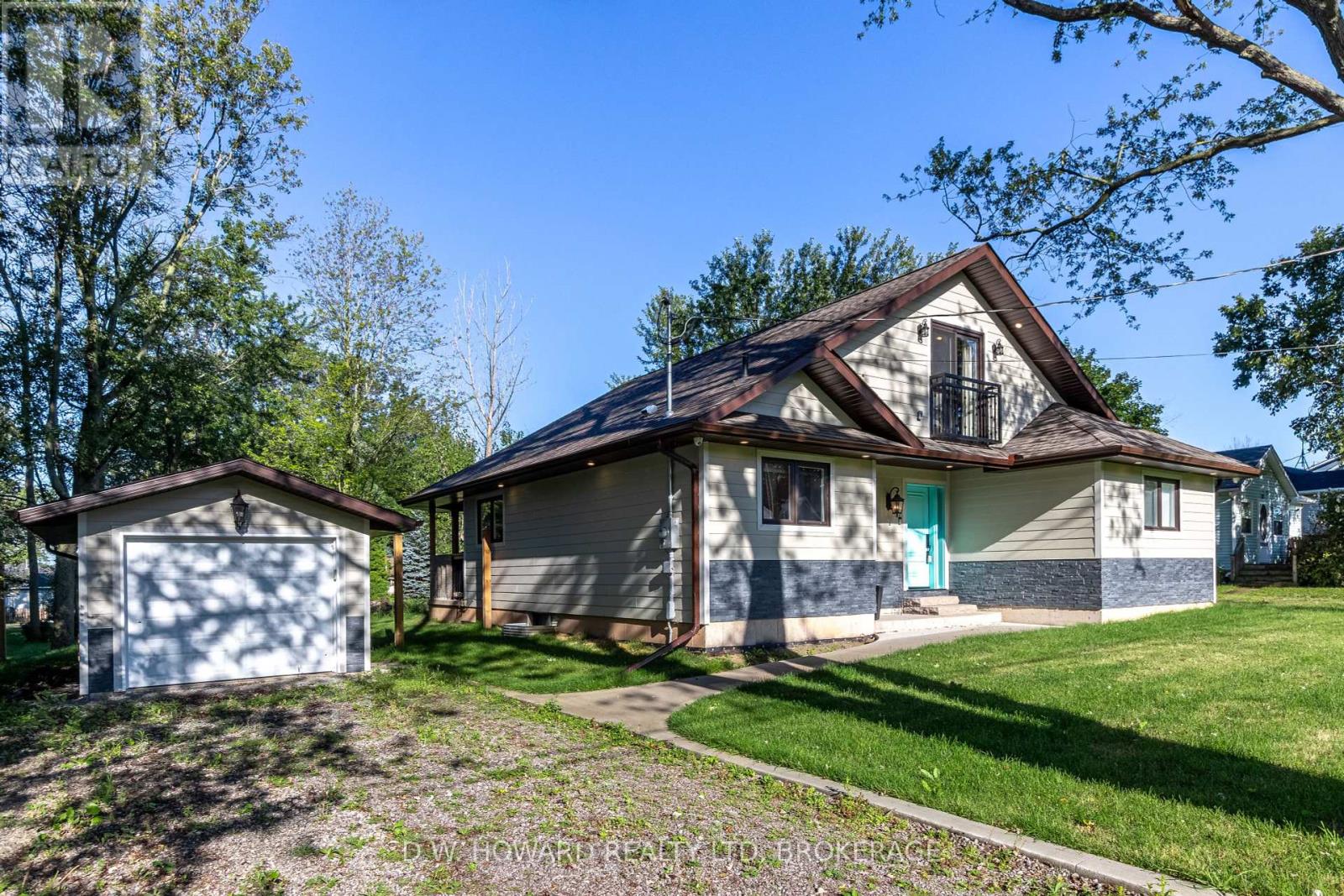 Property at 145 BEECHWOOD AVENUE image 2