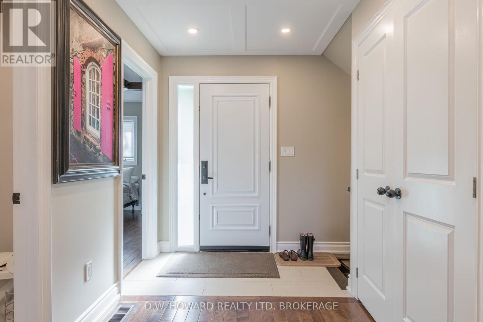 Property at 145 BEECHWOOD AVENUE image 3