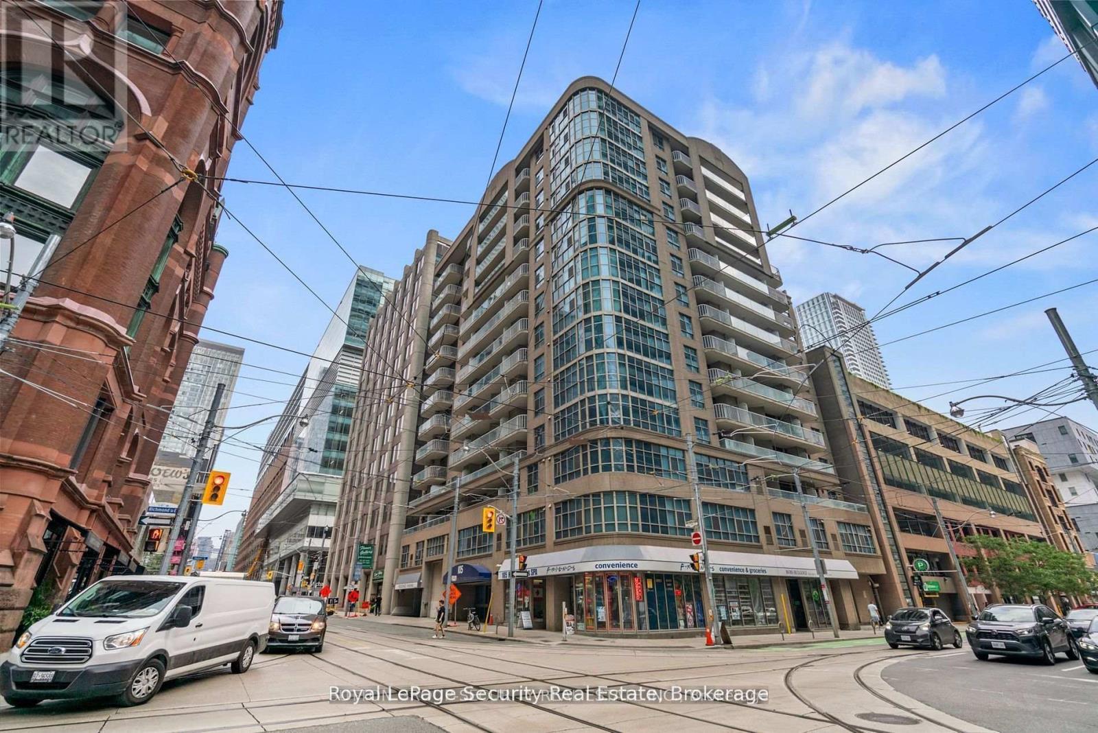 908 - 105 VICTORIA STREET, Toronto, Ontario