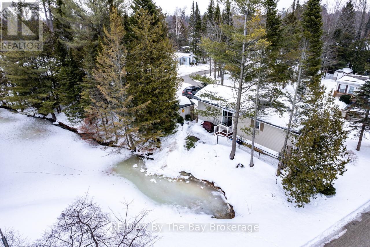 2 Topaz Street, Wasaga Beach, Ontario  L9Z 1X7 - Photo 26 - S11995135