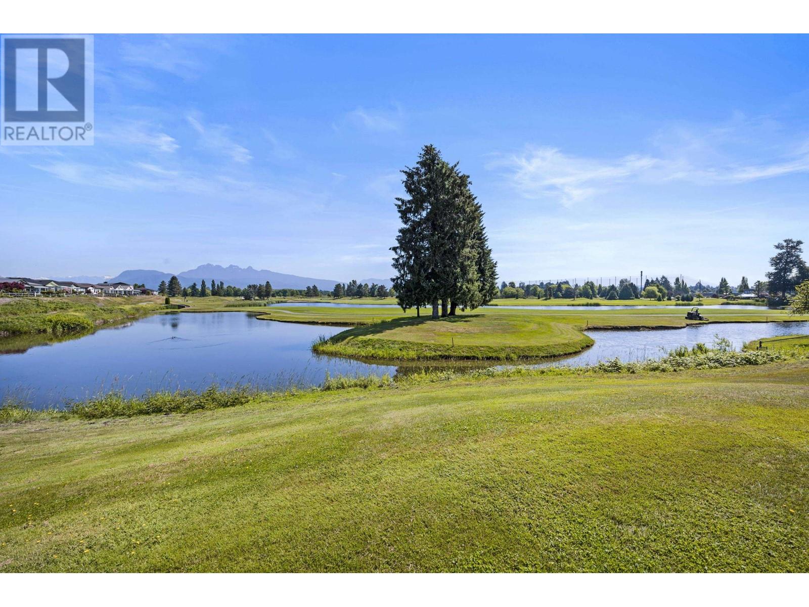 207 19673 Meadow Gardens Way, Pitt Meadows, British Columbia  V3Y 0A1 - Photo 6 - R2970860