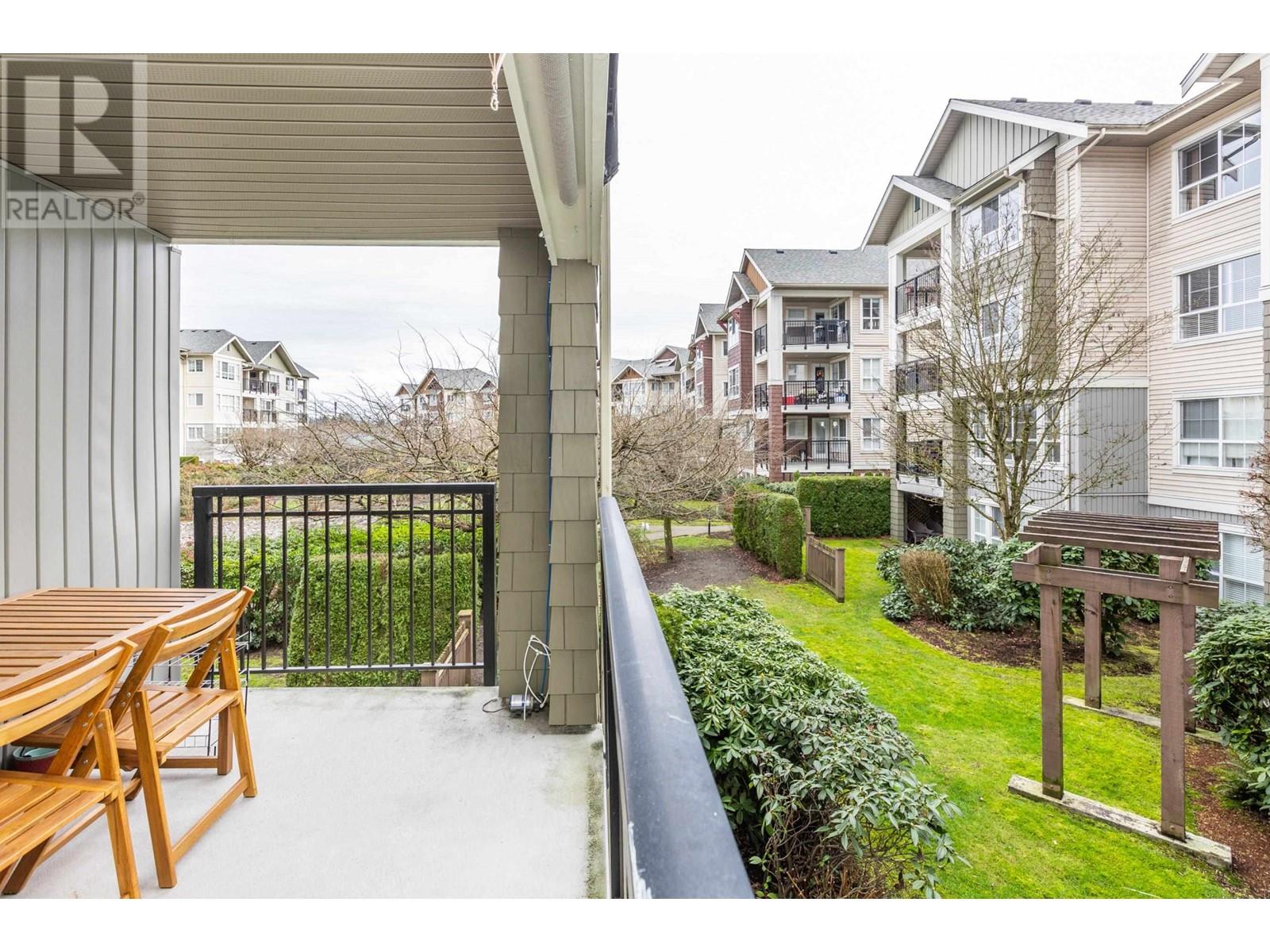 207 19673 Meadow Gardens Way, Pitt Meadows, British Columbia  V3Y 0A1 - Photo 31 - R2970860