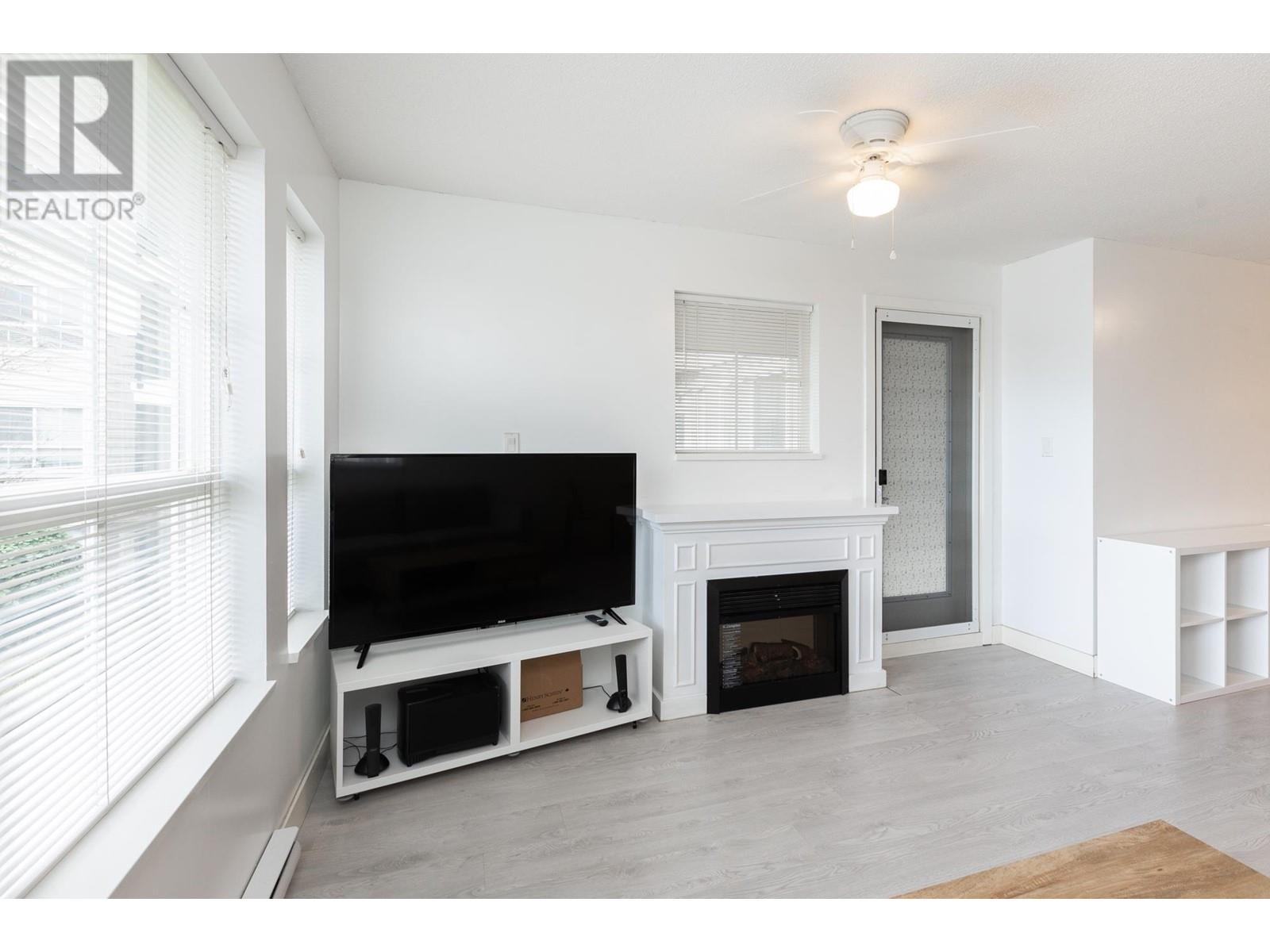 207 19673 Meadow Gardens Way, Pitt Meadows, British Columbia  V3Y 0A1 - Photo 16 - R2970860